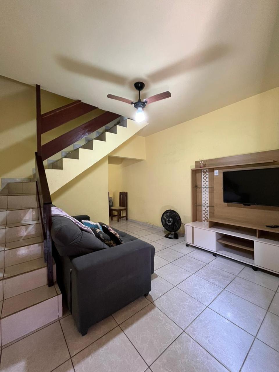 Casa Em *